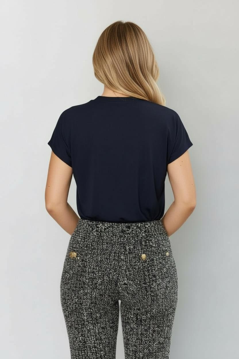 BLUSA QUADRADA AMPLA GOLA ALTA 25215200 / 24215200
